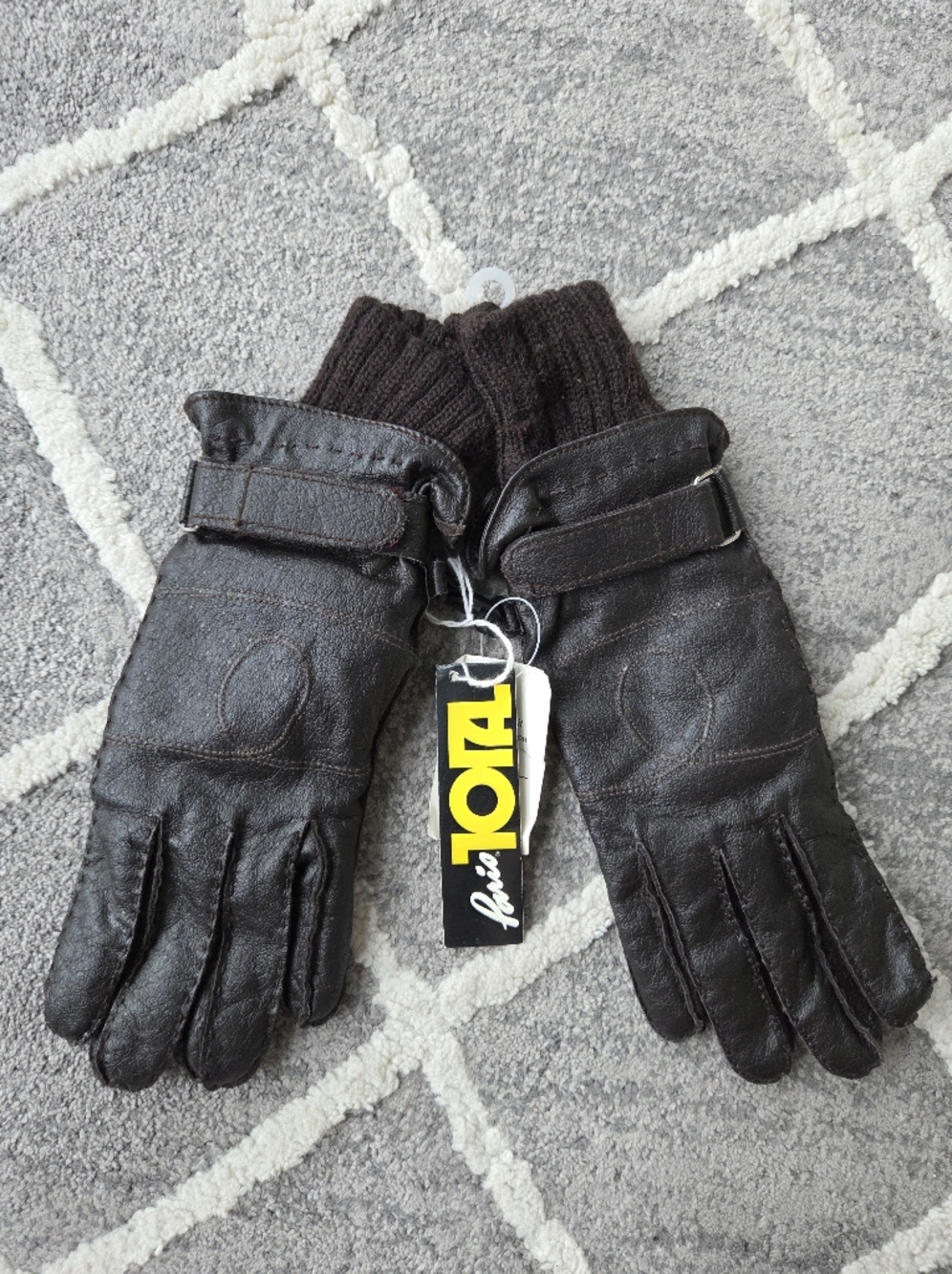 Brown Leather Gloves with Knit Lining And Cuffs